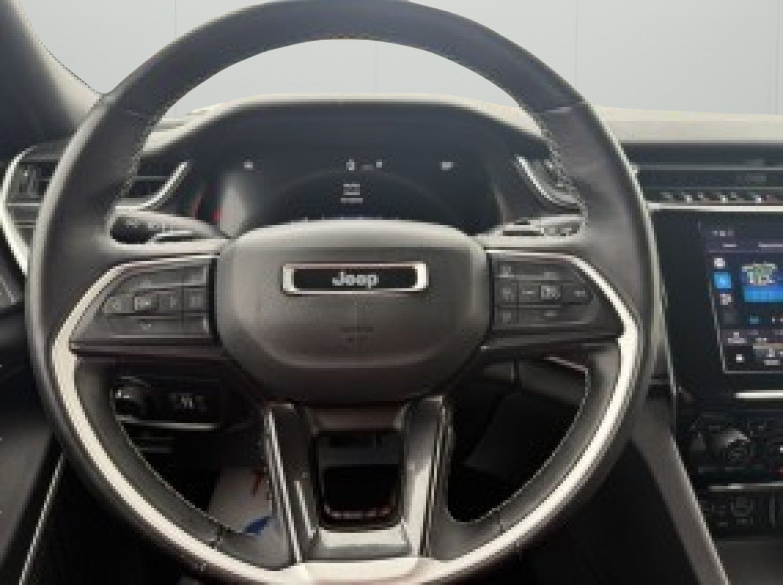 2022 Jeep Grand Cherokee Altitude