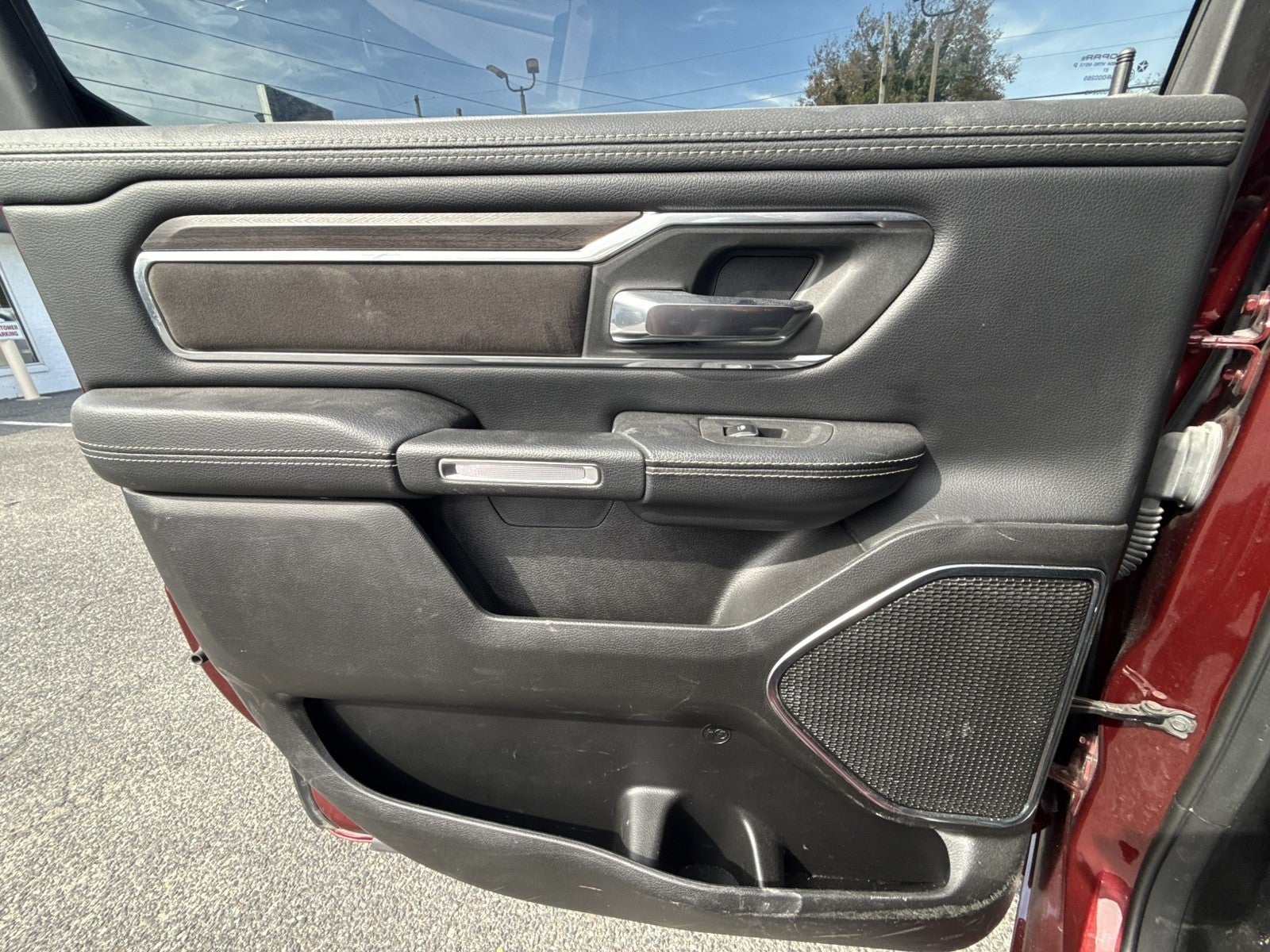 2025 RAM 1500 Laramie Crew Cab 4x4 5'7" Box