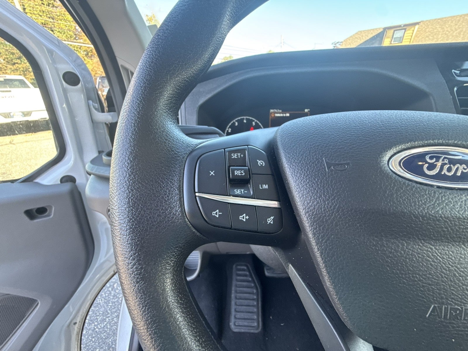 2025 Ford Transit Passenger Wagon XL
