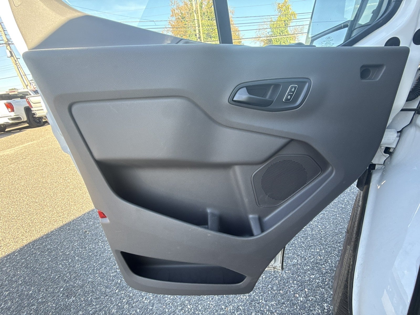 2025 Ford Transit Passenger Wagon XL