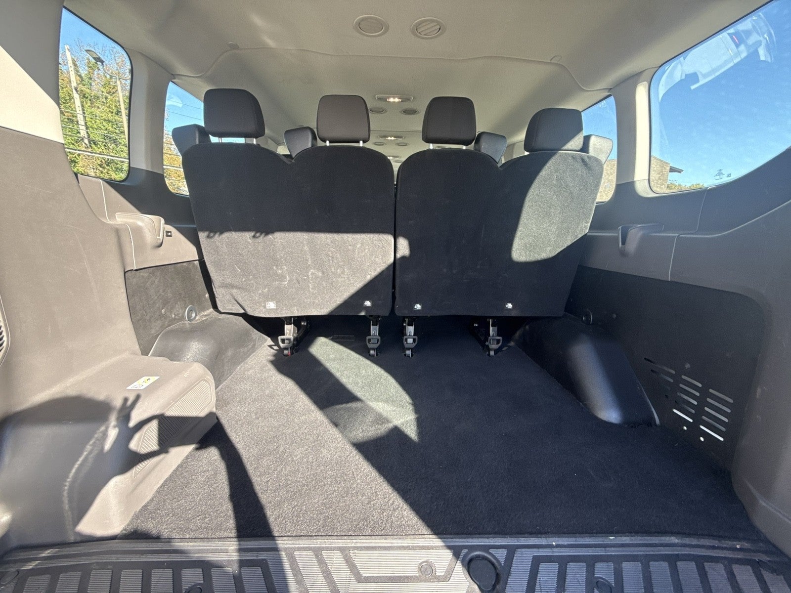 2025 Ford Transit Passenger Wagon XL