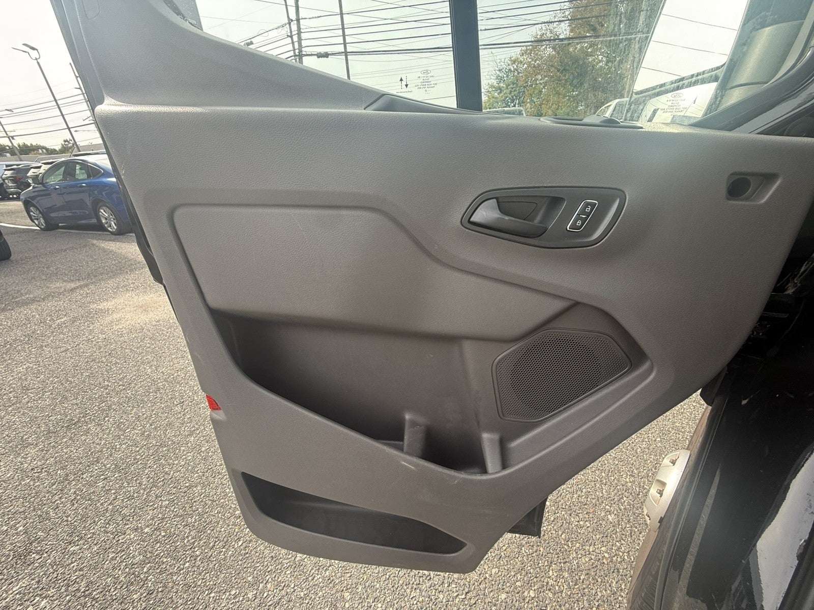 2025 Ford Transit Passenger Wagon XL