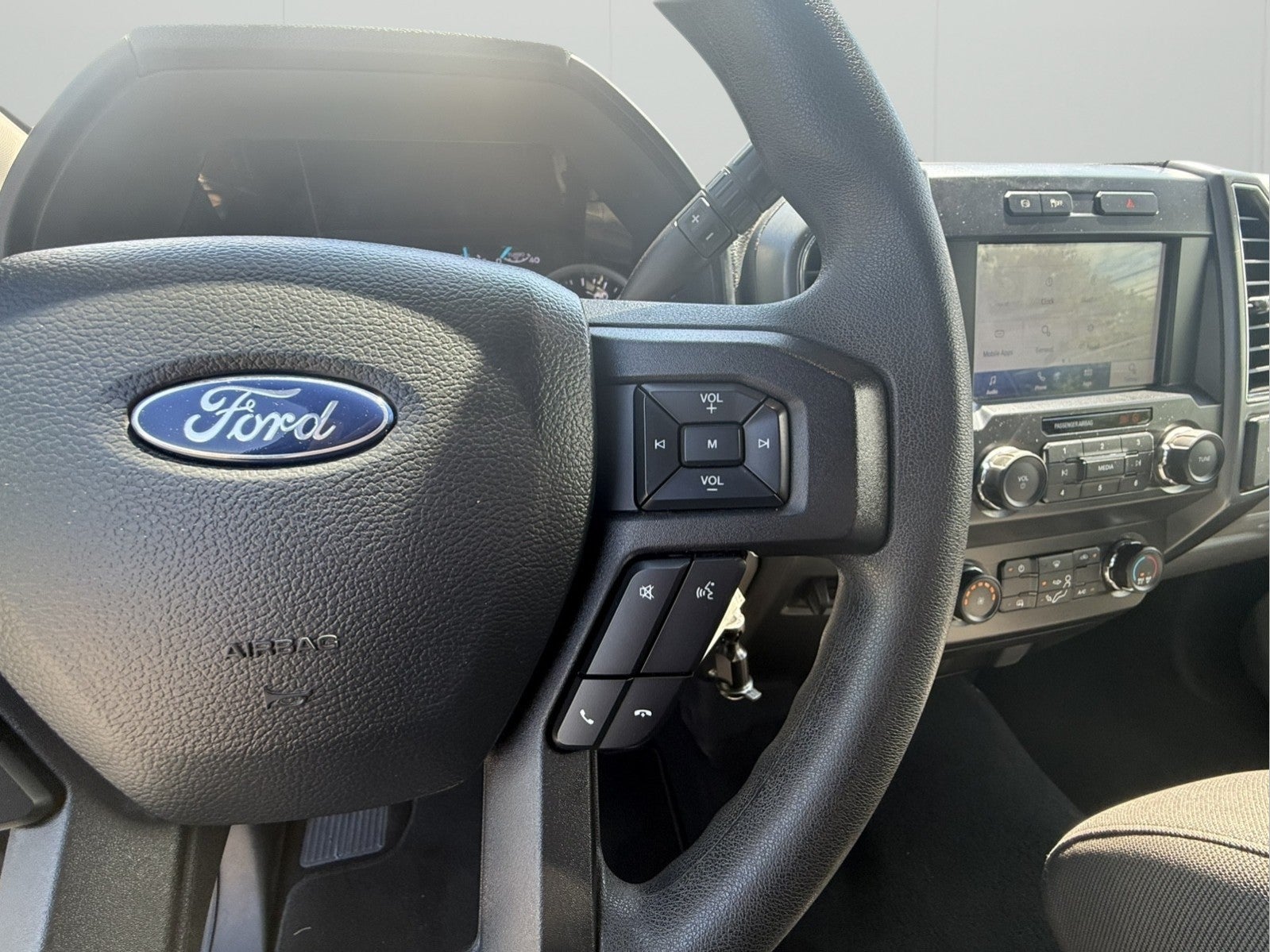 2022 Ford Super Duty F-350 DRW XL