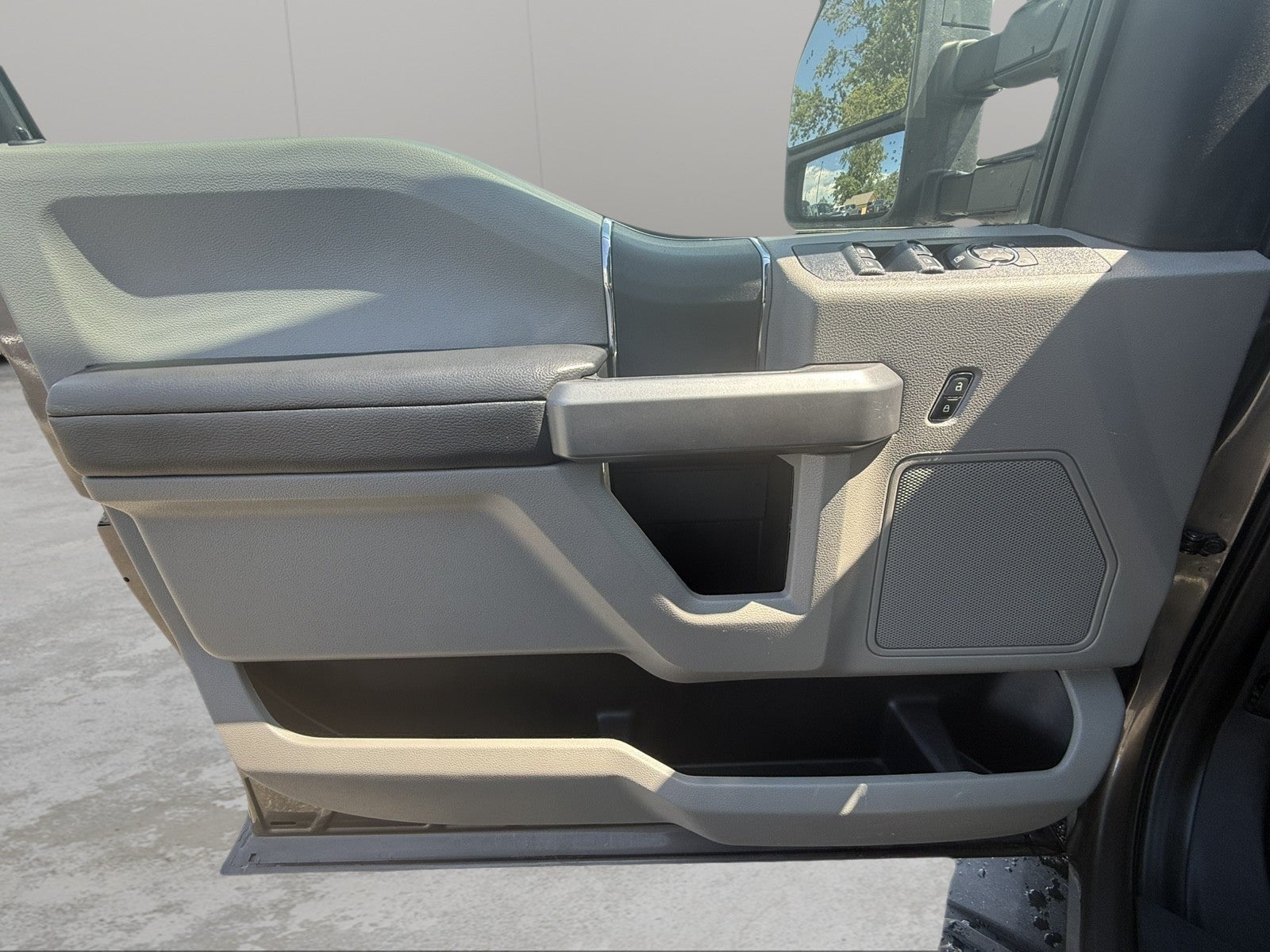 2022 Ford Super Duty F-350 DRW XL