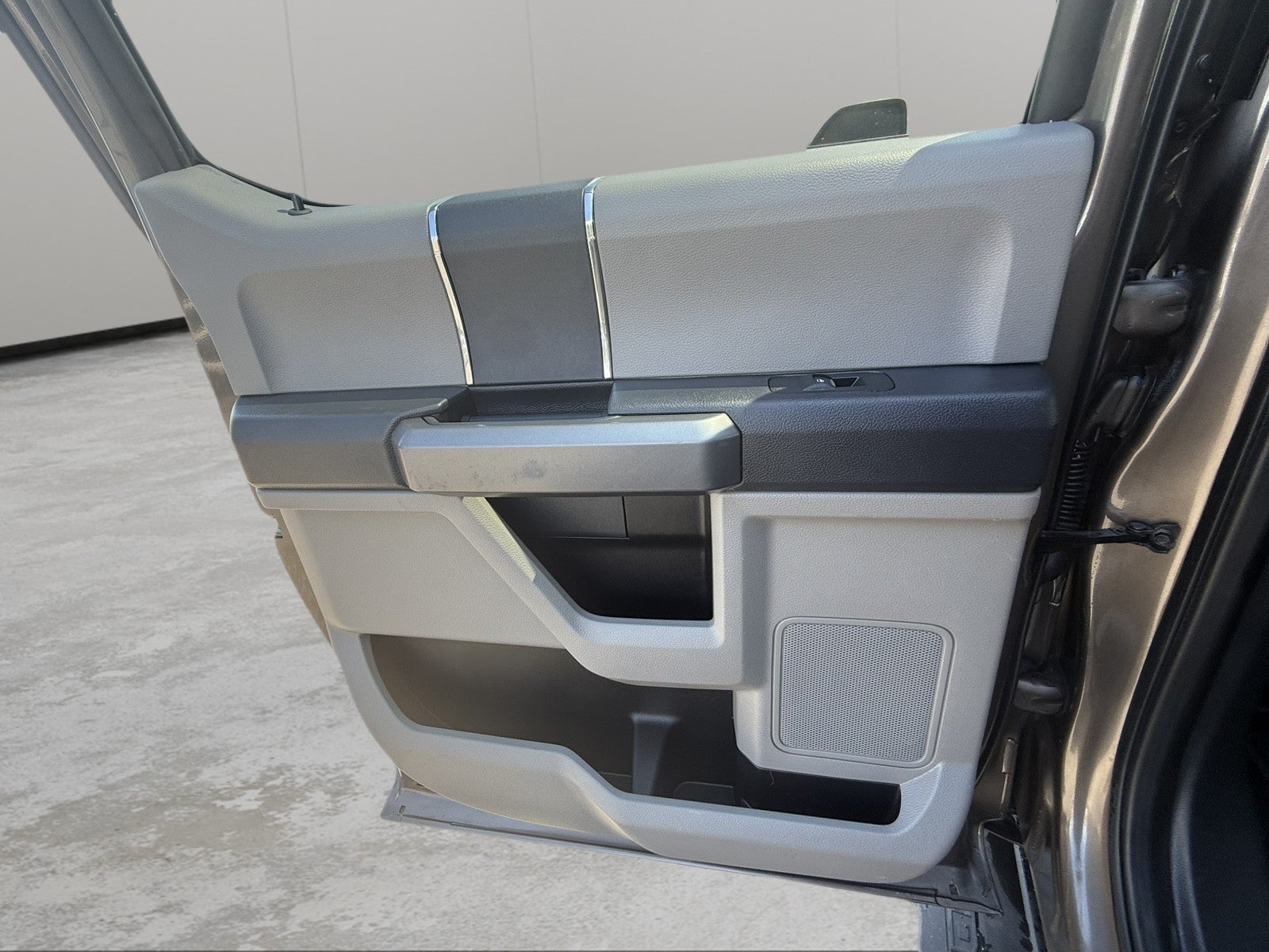 2022 Ford Super Duty F-350 DRW XL
