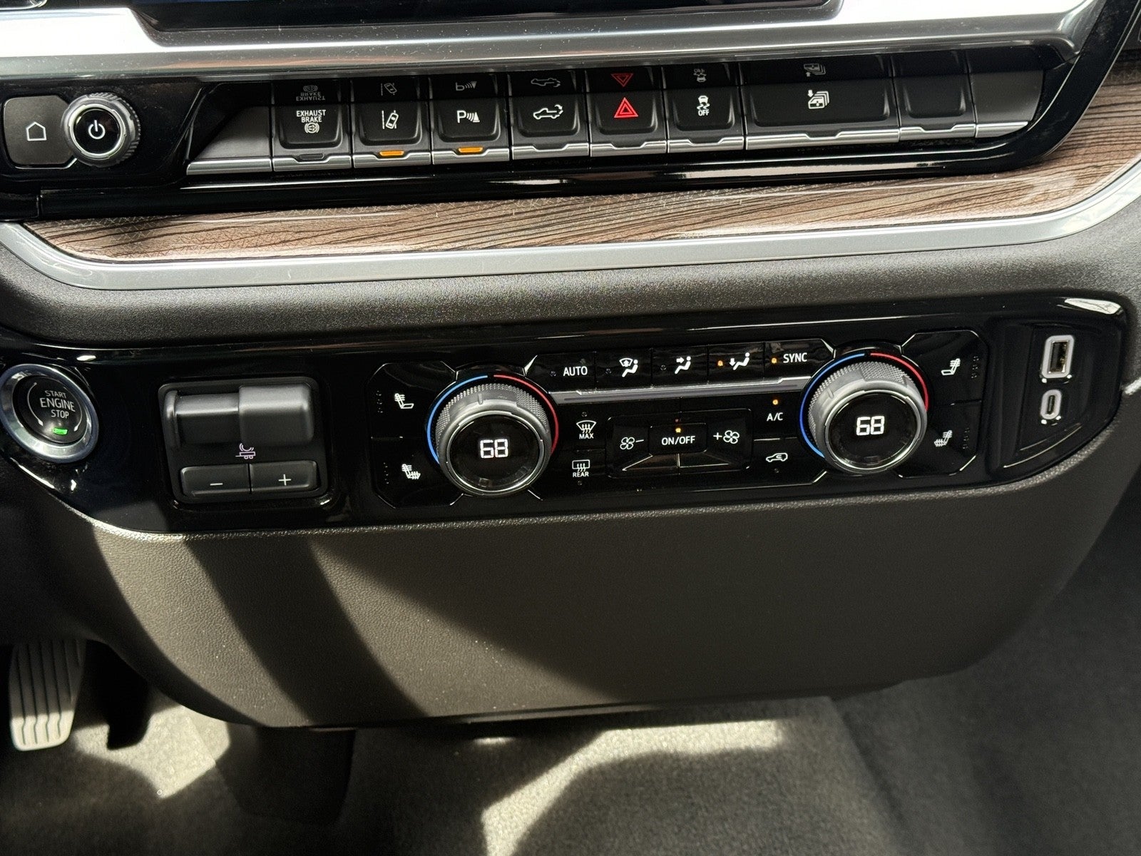 2025 Chevrolet Silverado 3500 HD LT DRW
