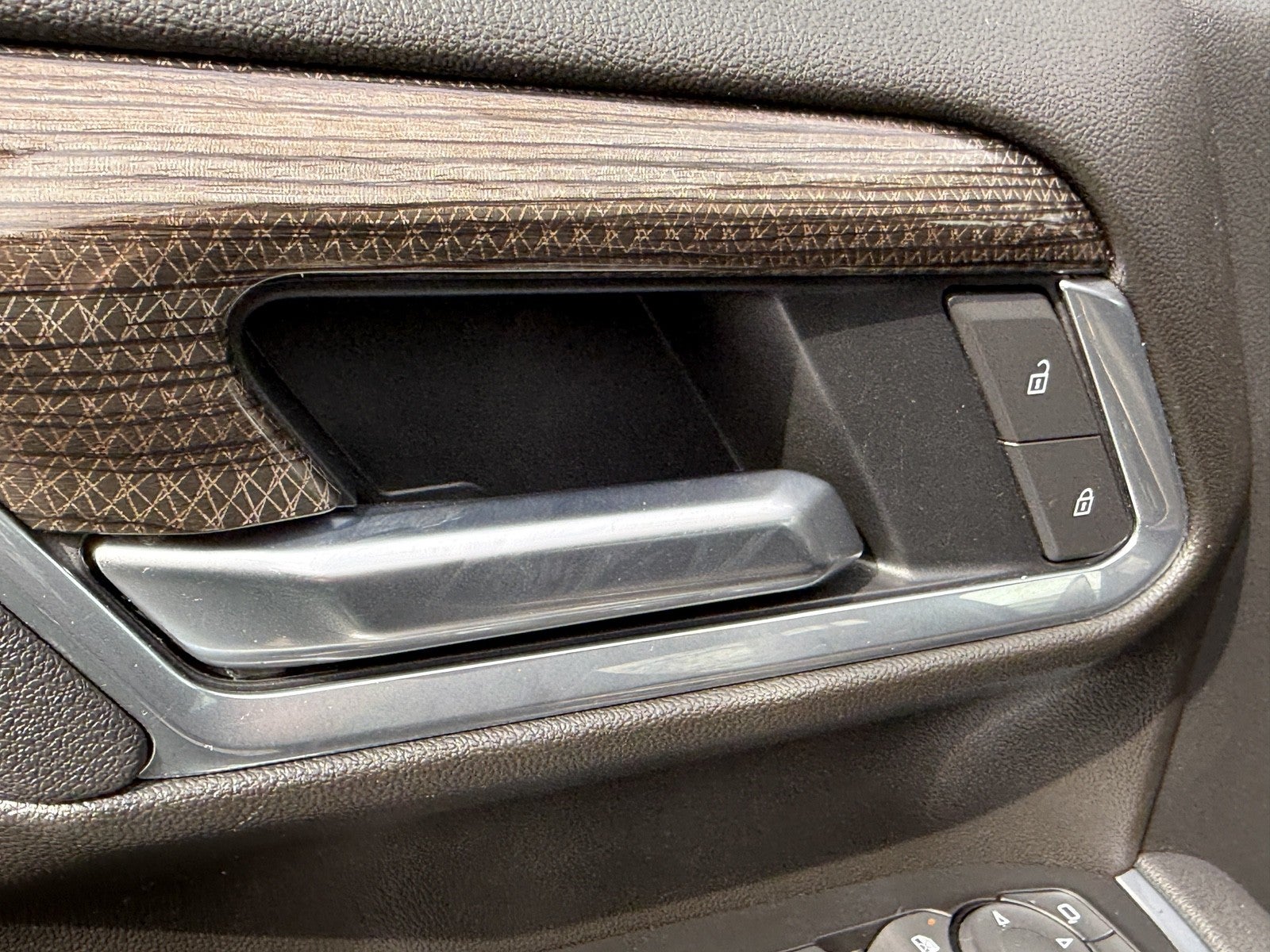 2025 Chevrolet Silverado 3500 HD LT DRW