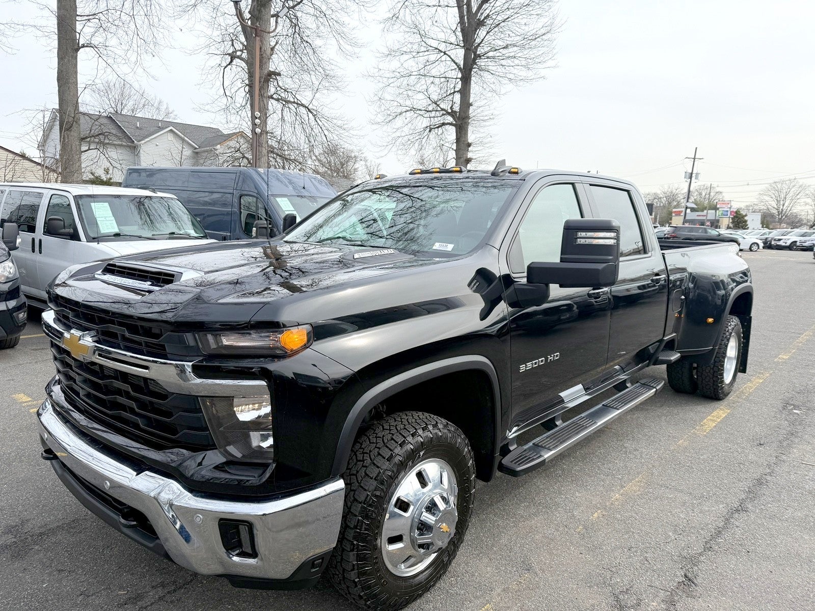2025 Chevrolet Silverado 3500 HD LT DRW