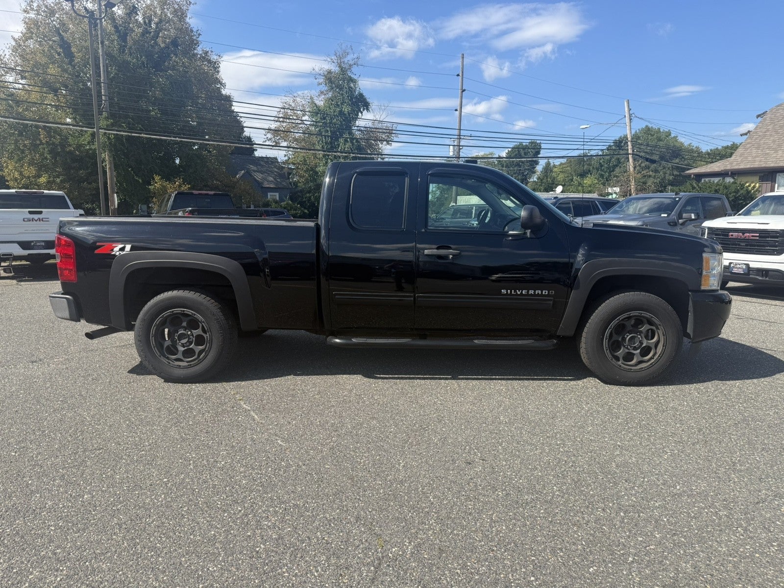 Used 2011 Chevrolet Silverado 1500 LT with VIN 1GCRKSE30BZ434742 for sale in Penns Grove, NJ