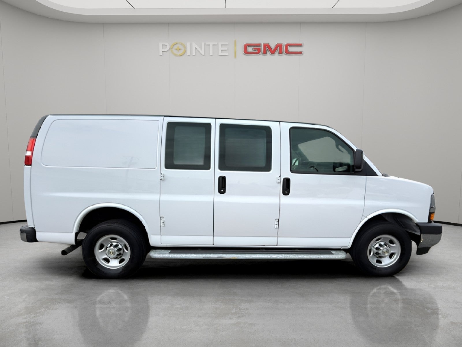 2024 Chevrolet Express Cargo 2500 WT