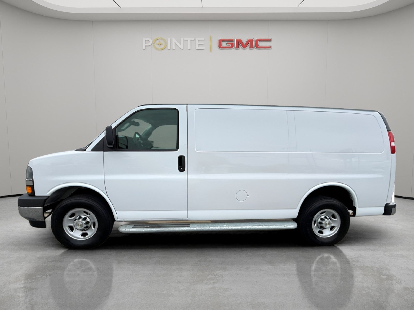 2024 Chevrolet Express Cargo 2500 WT