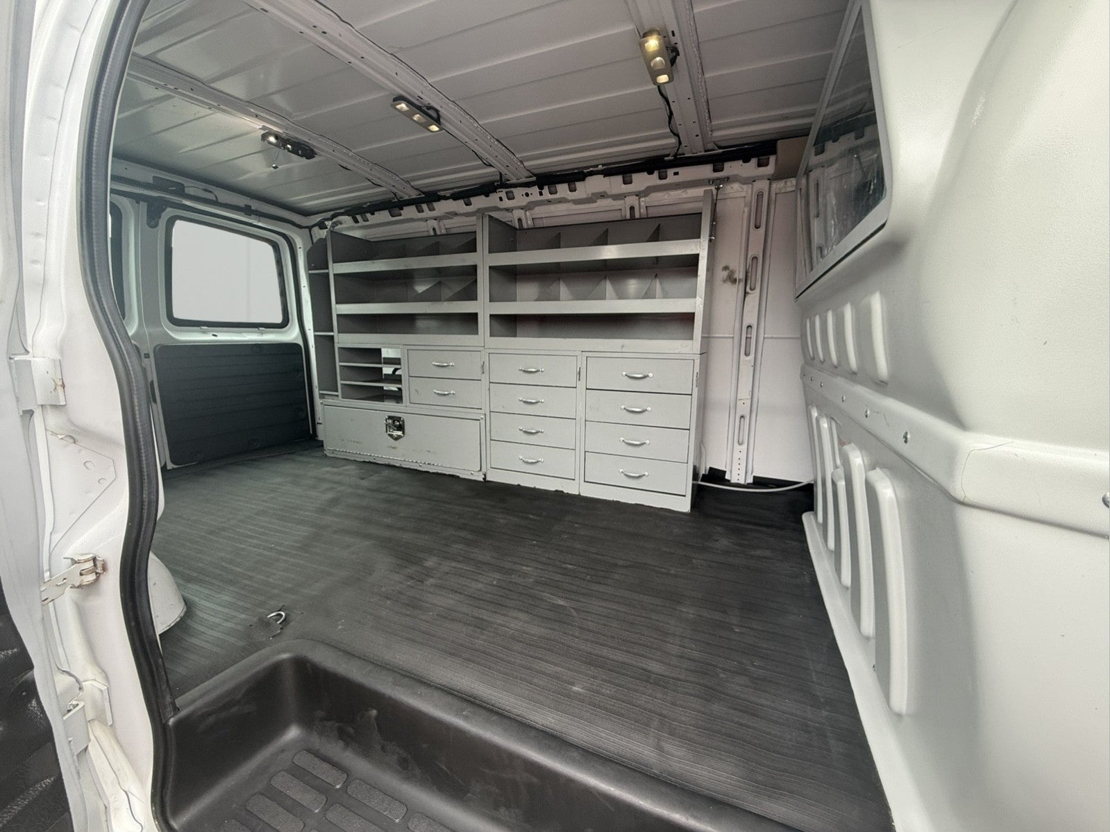 2021 Chevrolet Express Cargo 2500 WT