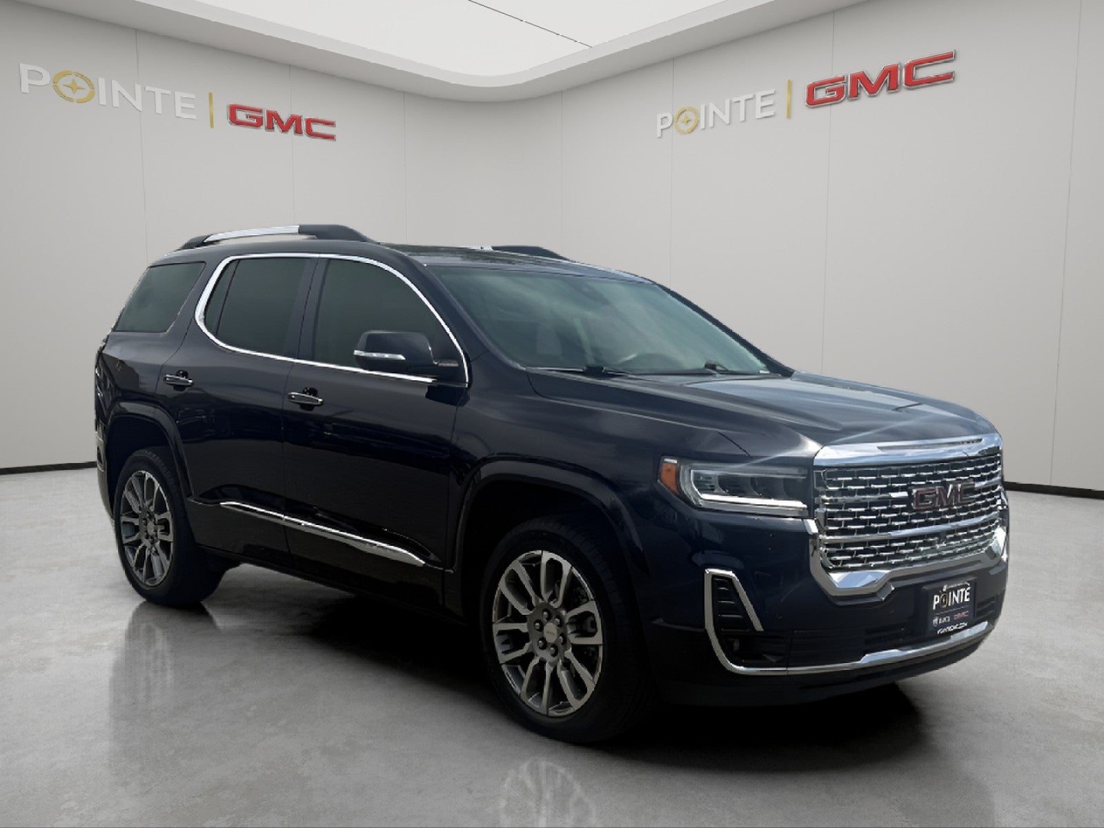 2022 GMC Acadia Denali