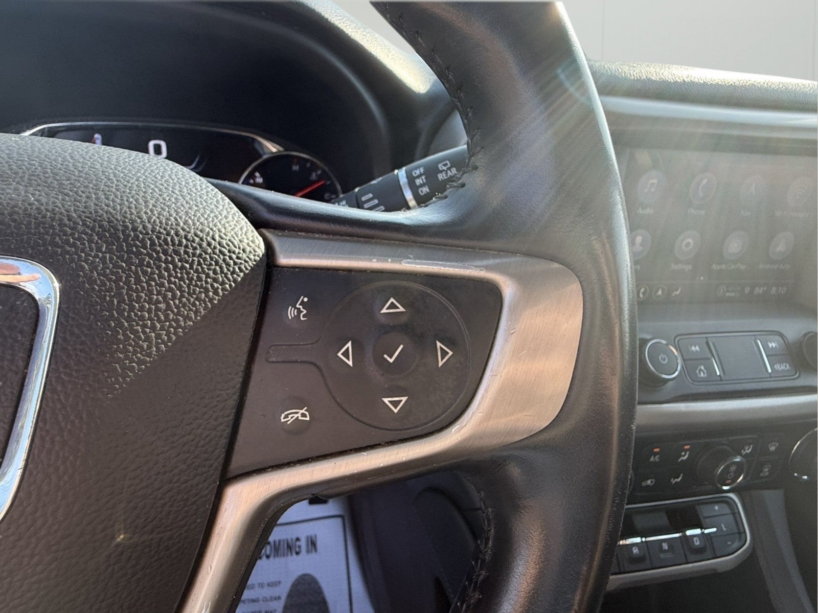 2022 GMC Acadia Denali