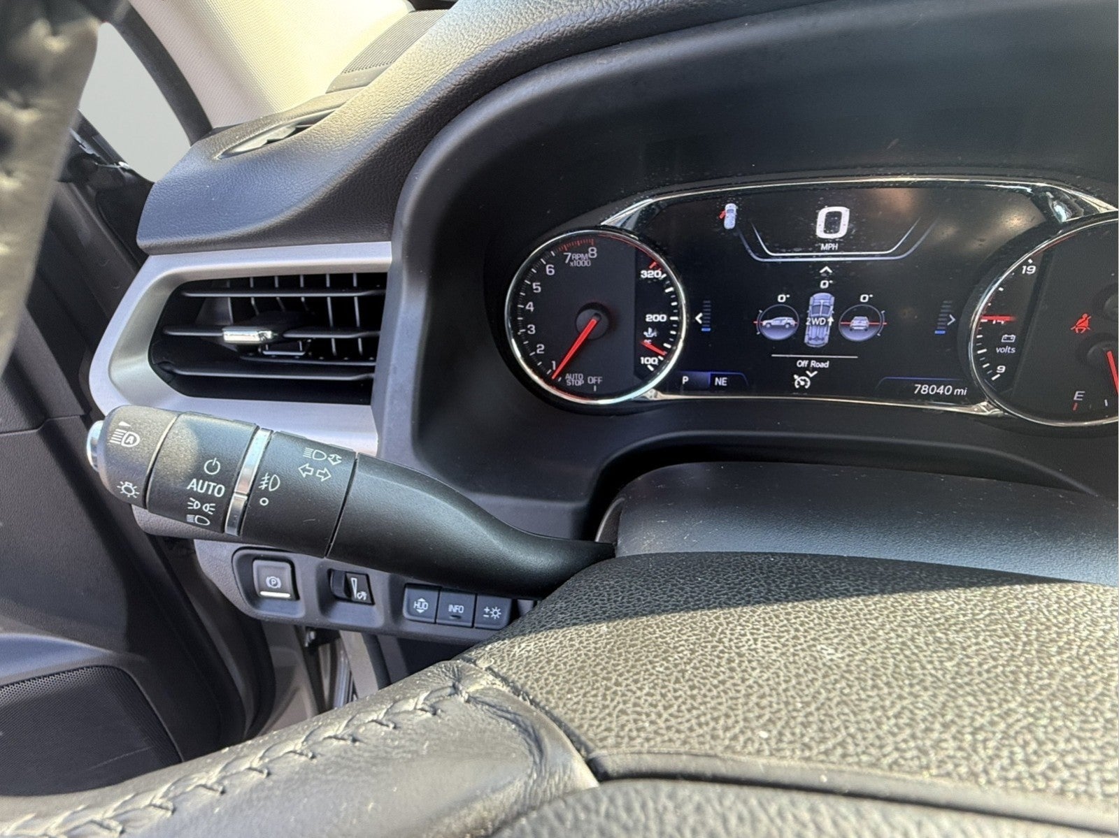 2022 GMC Acadia Denali