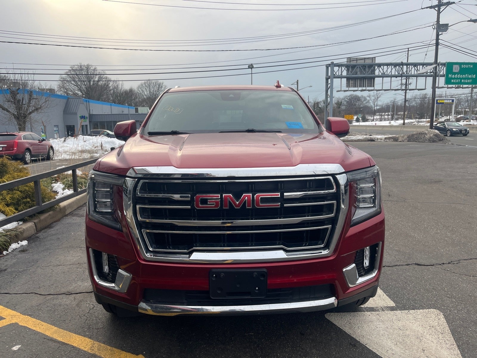 2023 GMC Yukon SLT