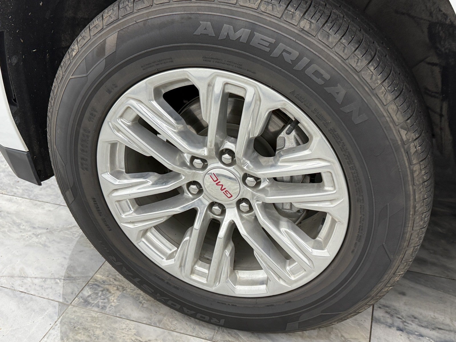 2024 GMC Yukon XL SLT
