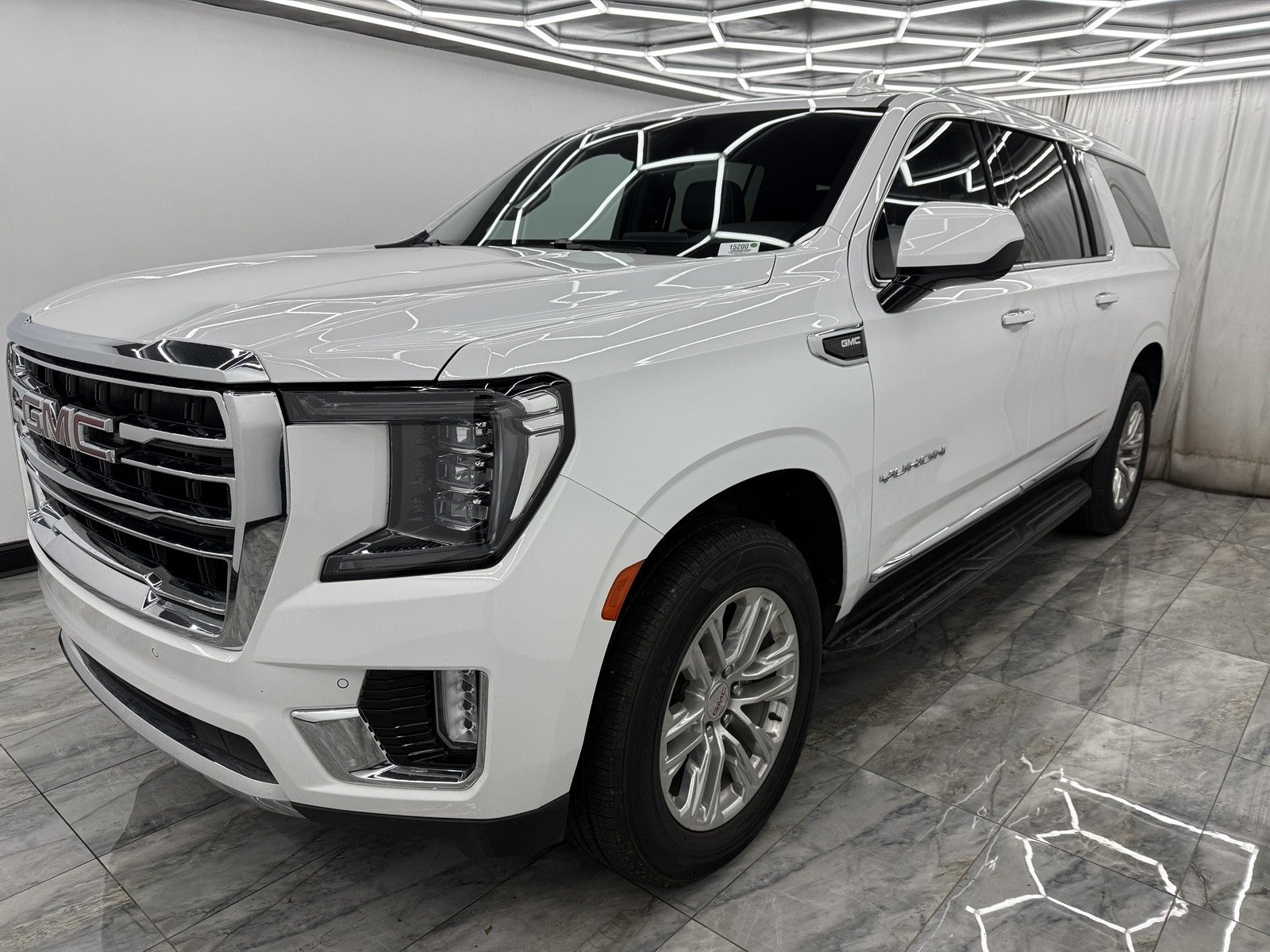 2024 GMC Yukon XL SLT