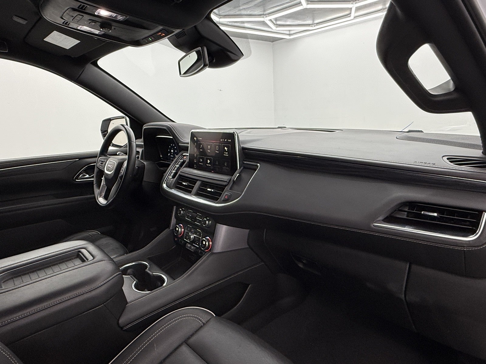 2024 GMC Yukon XL SLT
