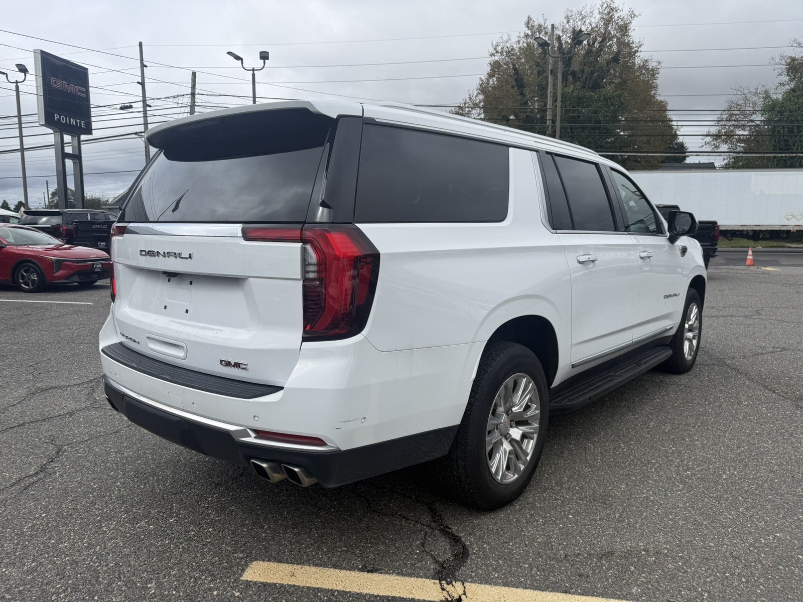 2025 GMC Yukon XL Denali