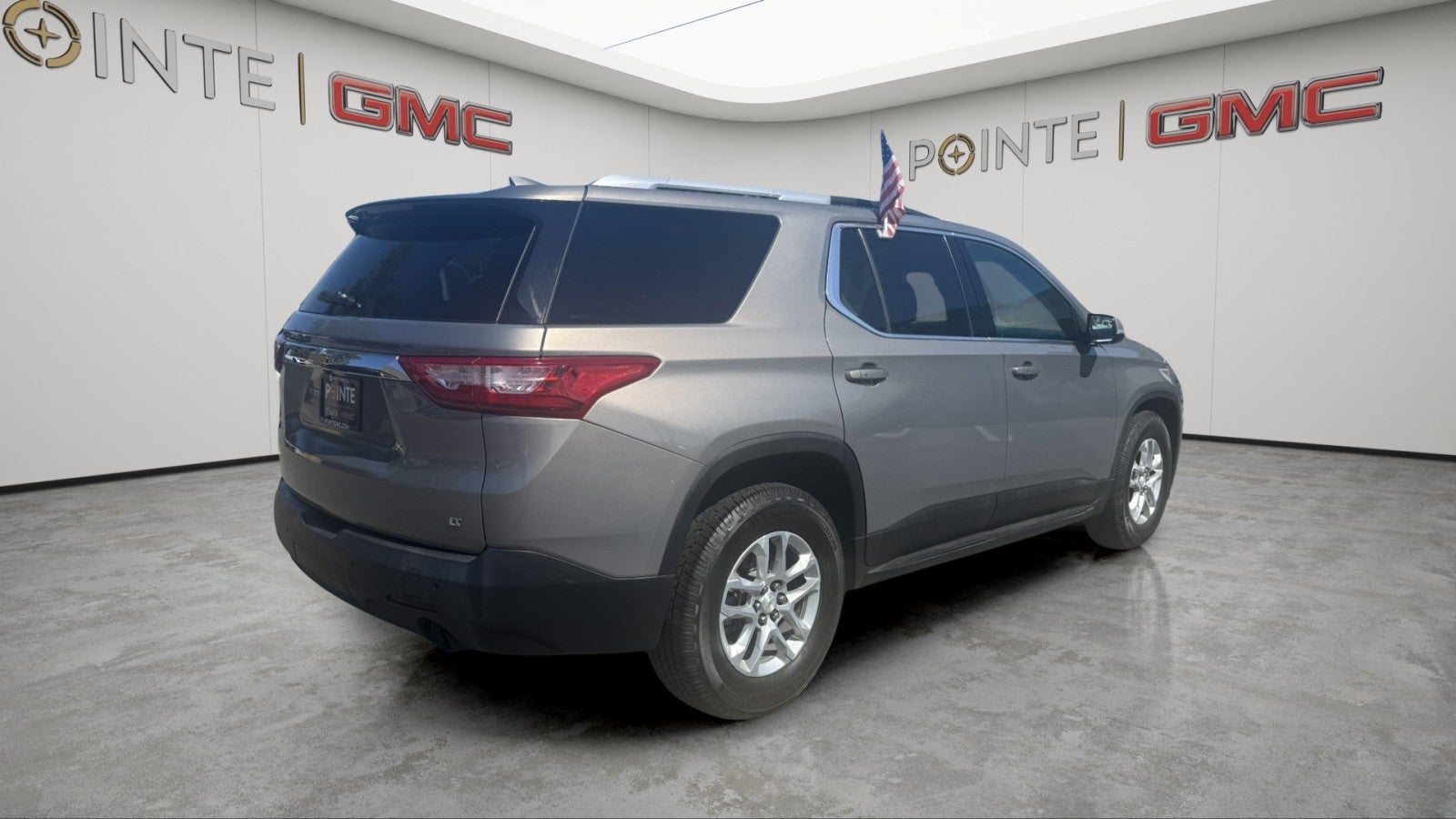 2018 Chevrolet Traverse LT Cloth