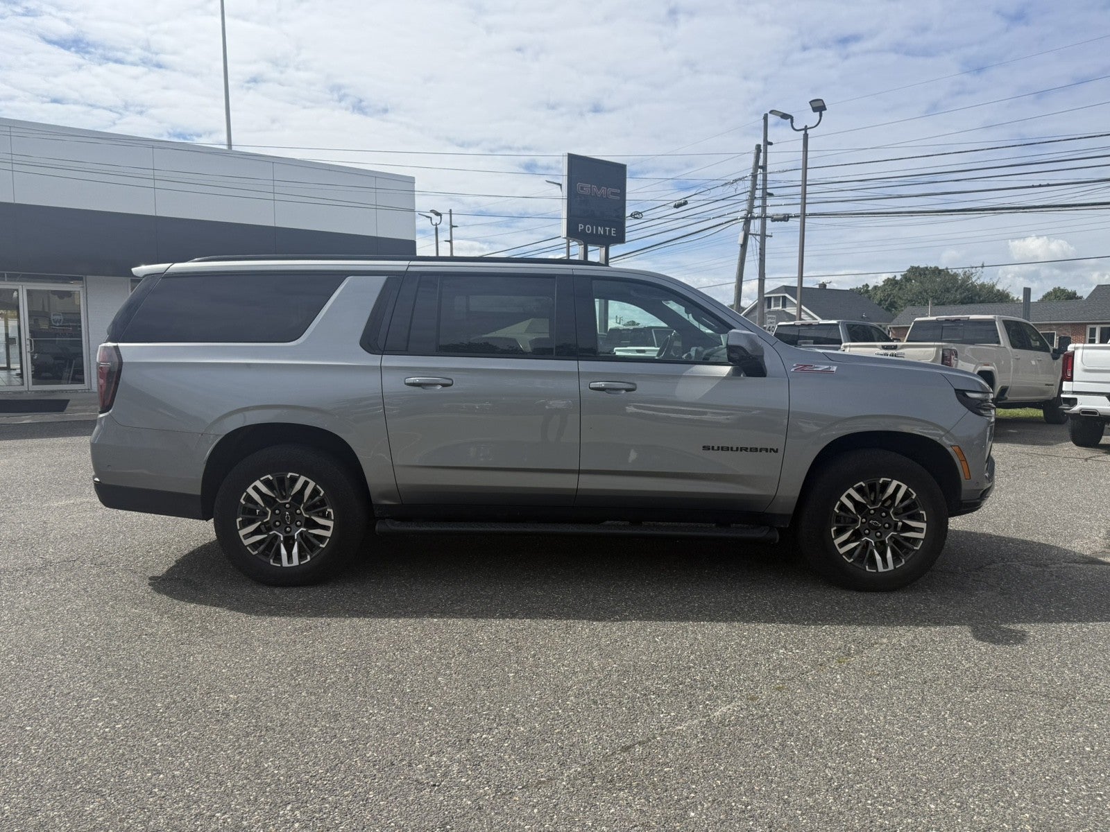 2025 Chevrolet Suburban Z71