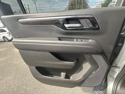 2025 Chevrolet Suburban Z71