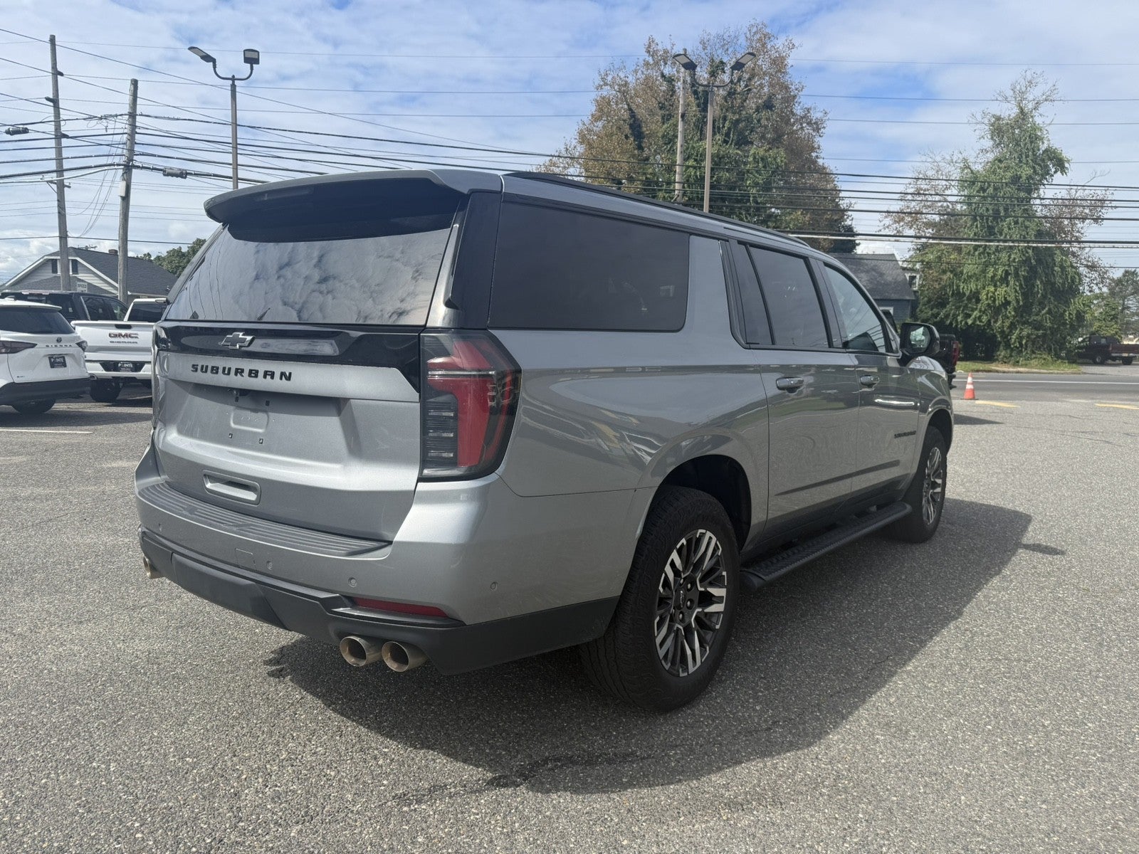 2025 Chevrolet Suburban Z71