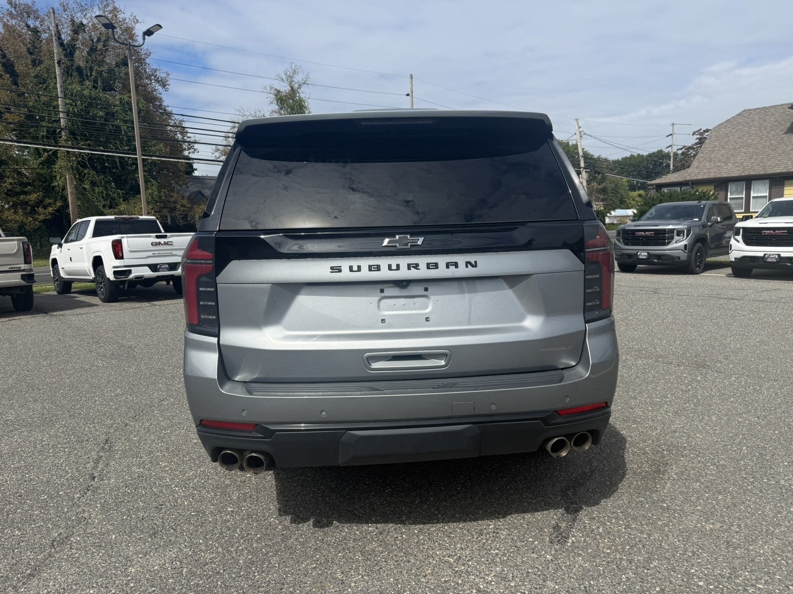 2025 Chevrolet Suburban Z71