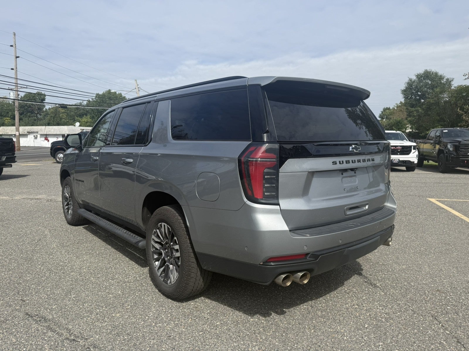 2025 Chevrolet Suburban Z71