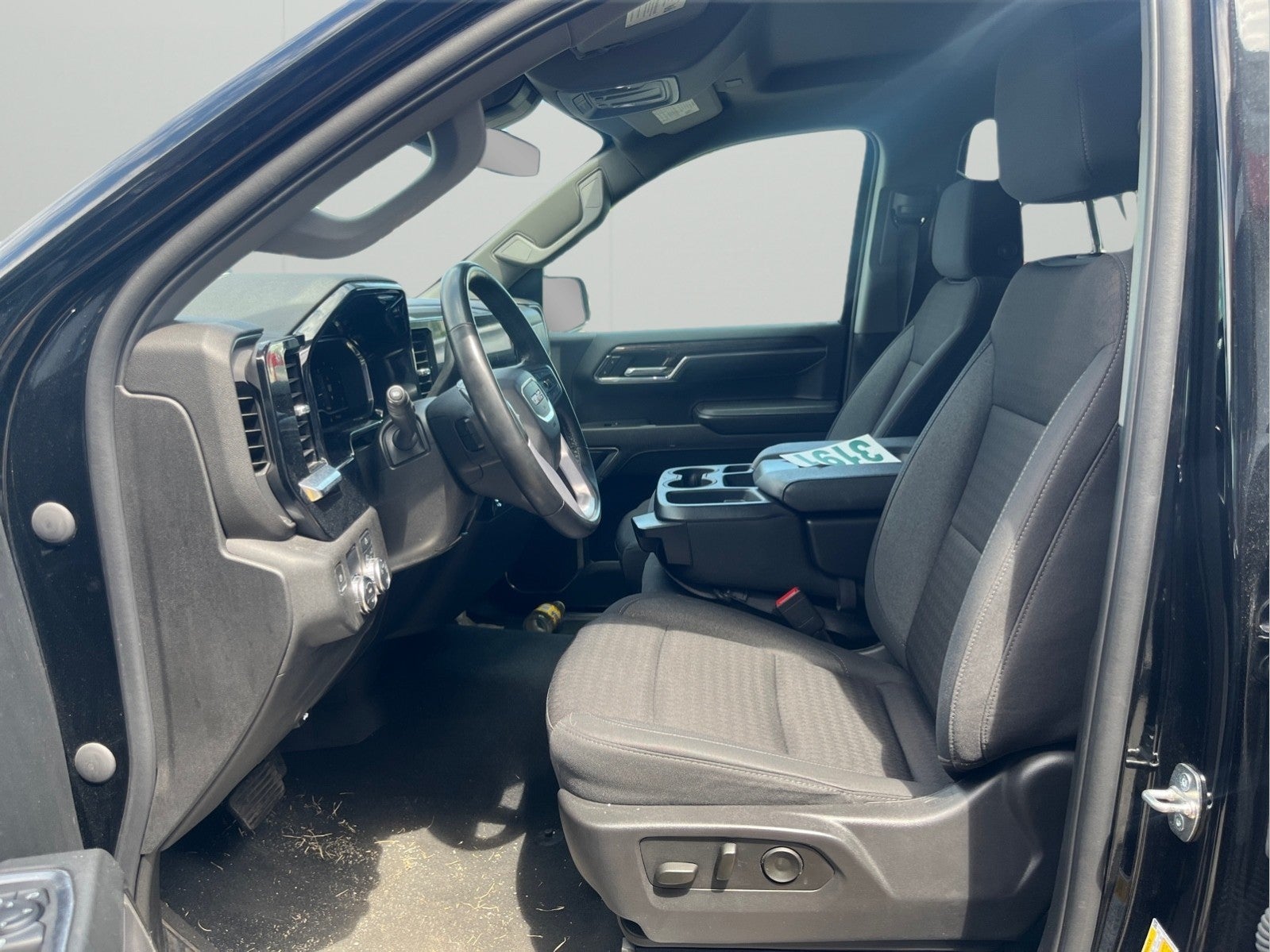2024 GMC Sierra 1500 SLE