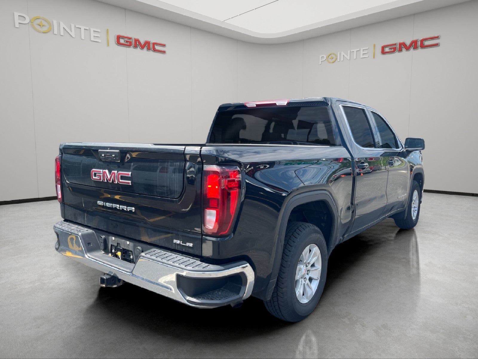 2024 GMC Sierra 1500 SLE