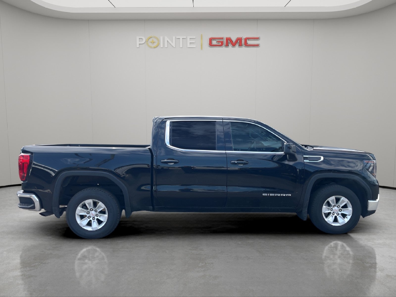 2024 GMC Sierra 1500 SLE