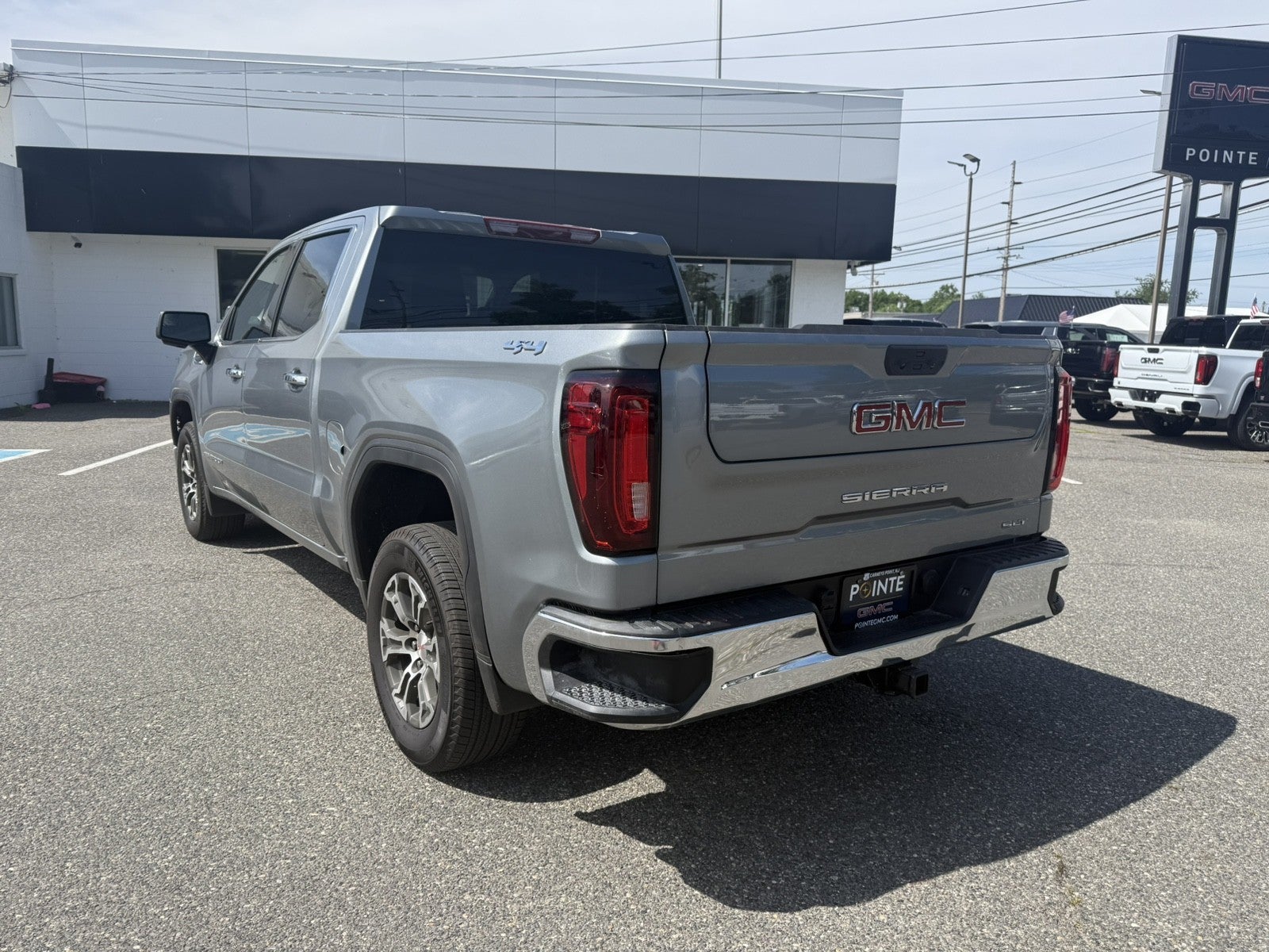 2026 GMC Sierra 1500 SLT