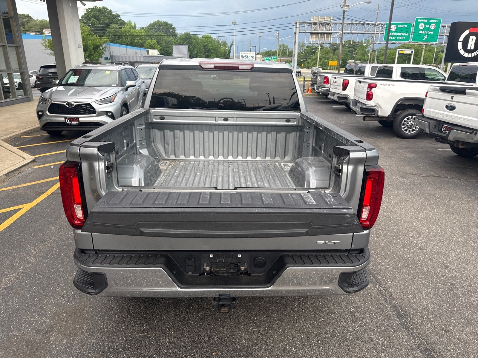 2025 GMC Sierra 1500 SLT