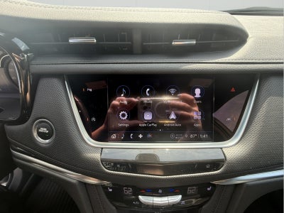 2025 Cadillac XT6 Luxury