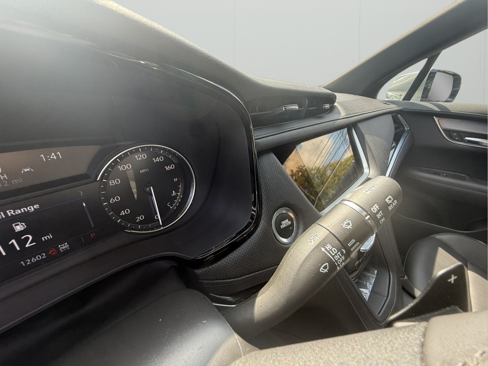 2025 Cadillac XT6 Luxury
