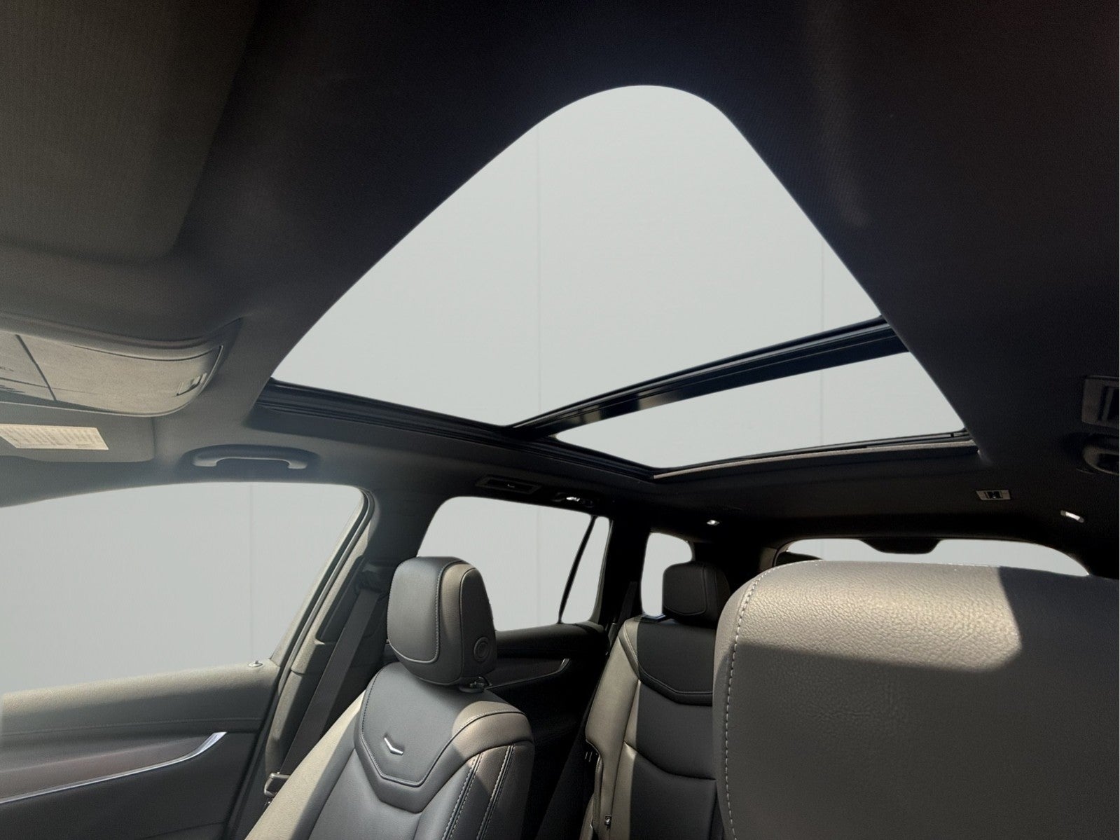 2025 Cadillac XT6 Luxury