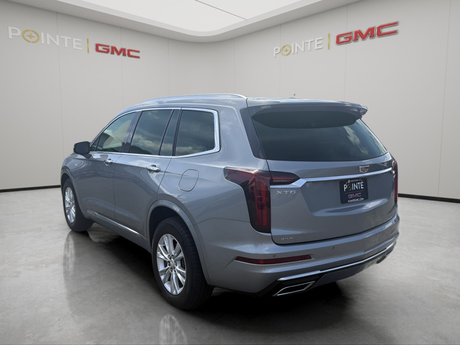 2025 Cadillac XT6 Luxury