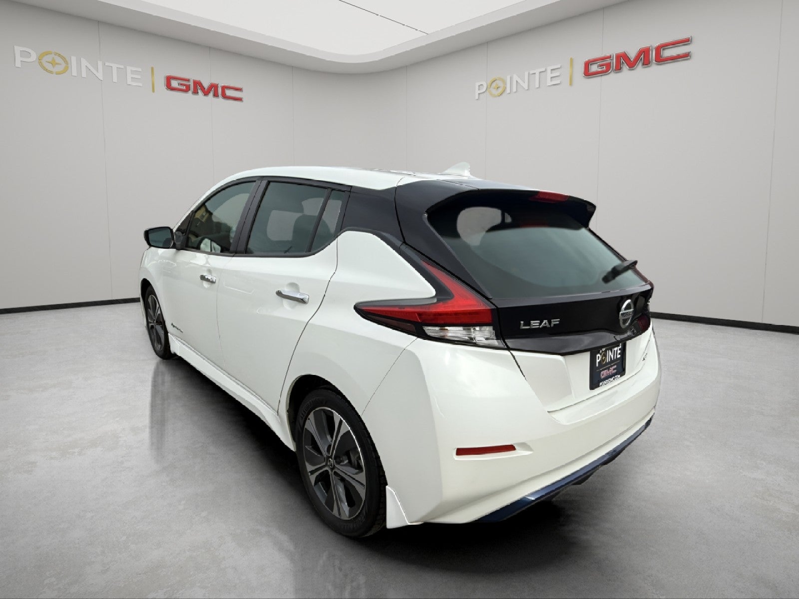 2019 Nissan LEAF SV