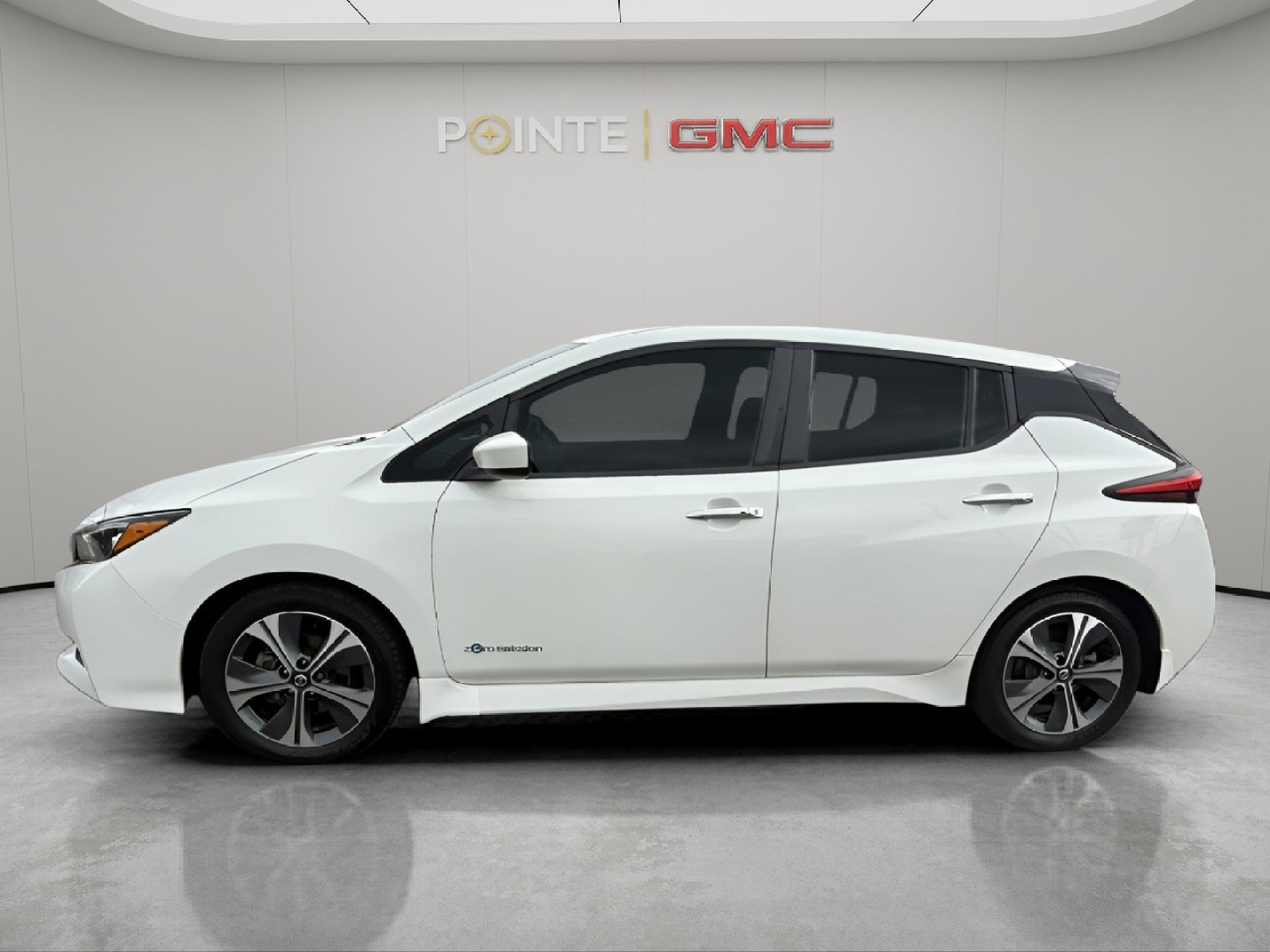 2019 Nissan LEAF SV