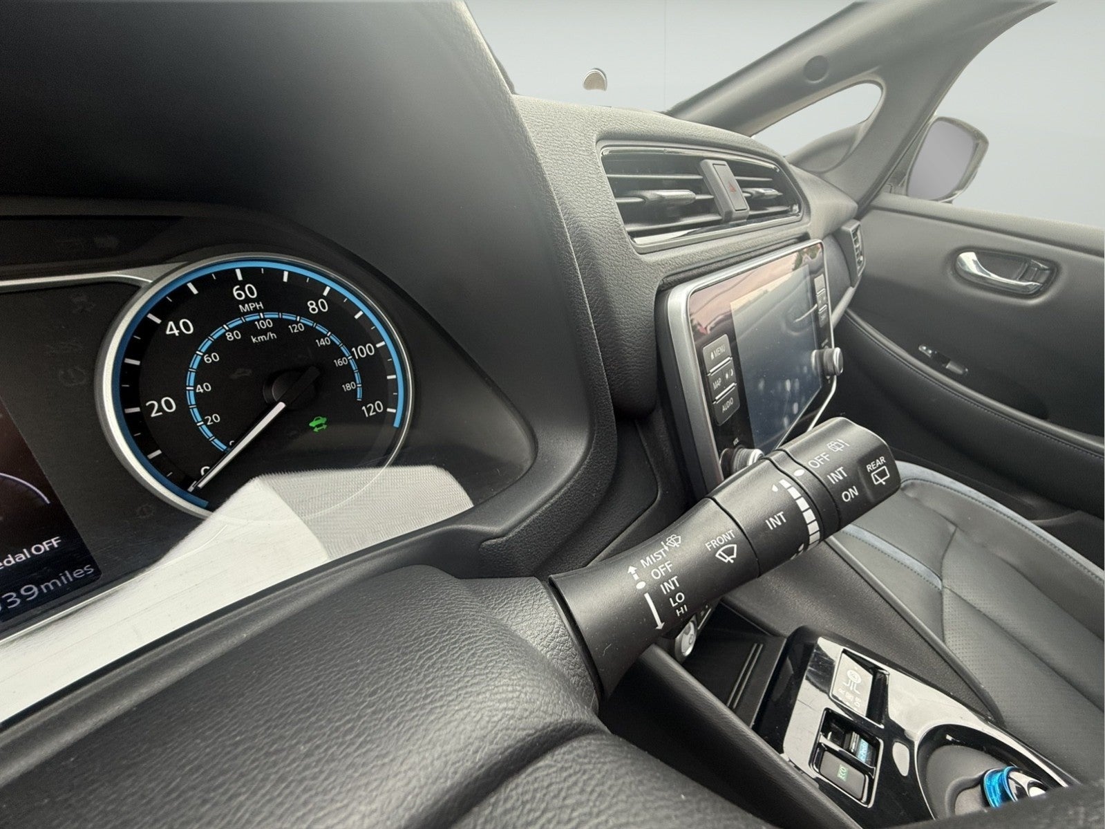 2020 Nissan LEAF SL PLUS