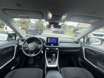 2025 Toyota RAV4 LE