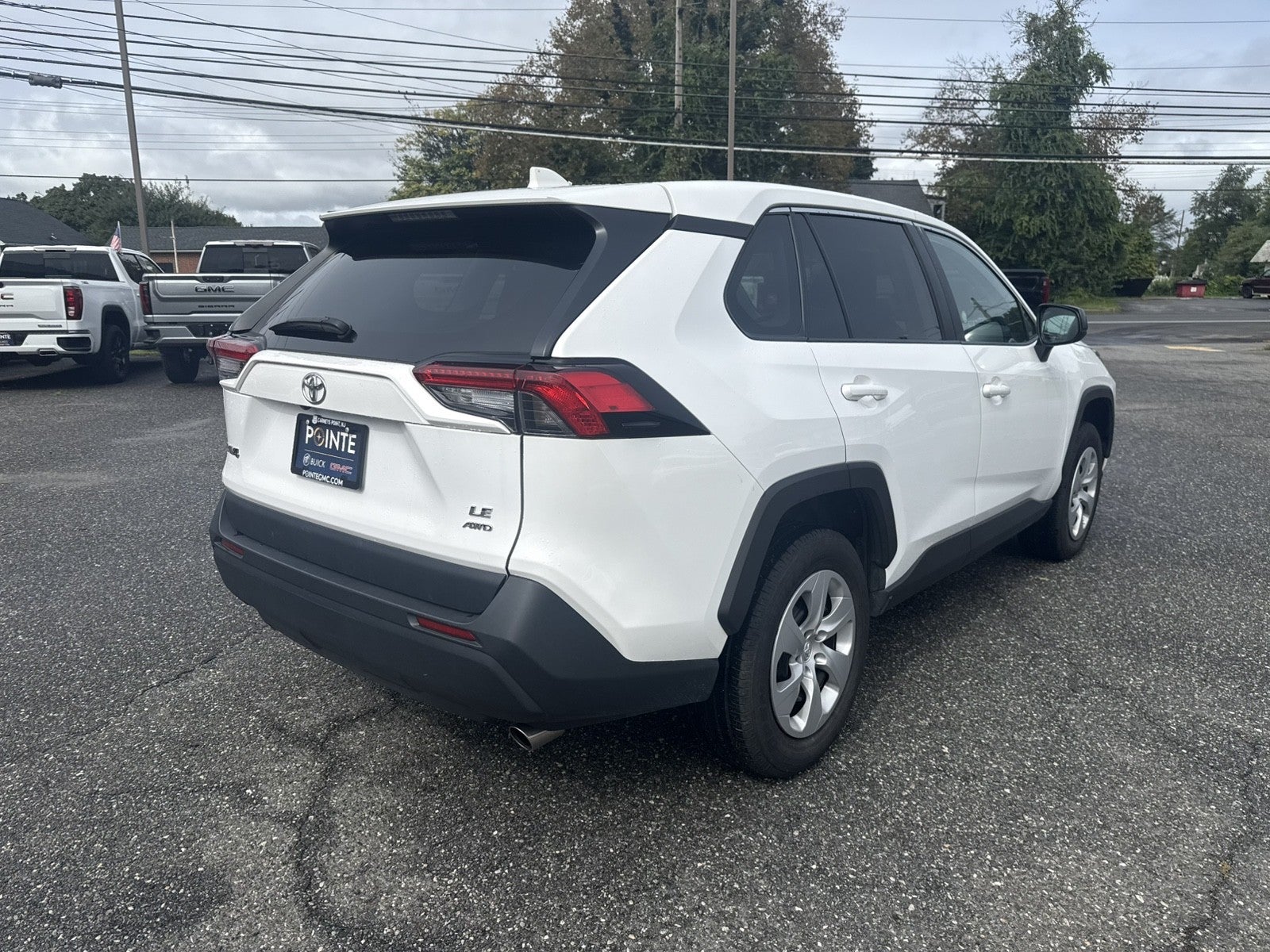 2025 Toyota RAV4 LE