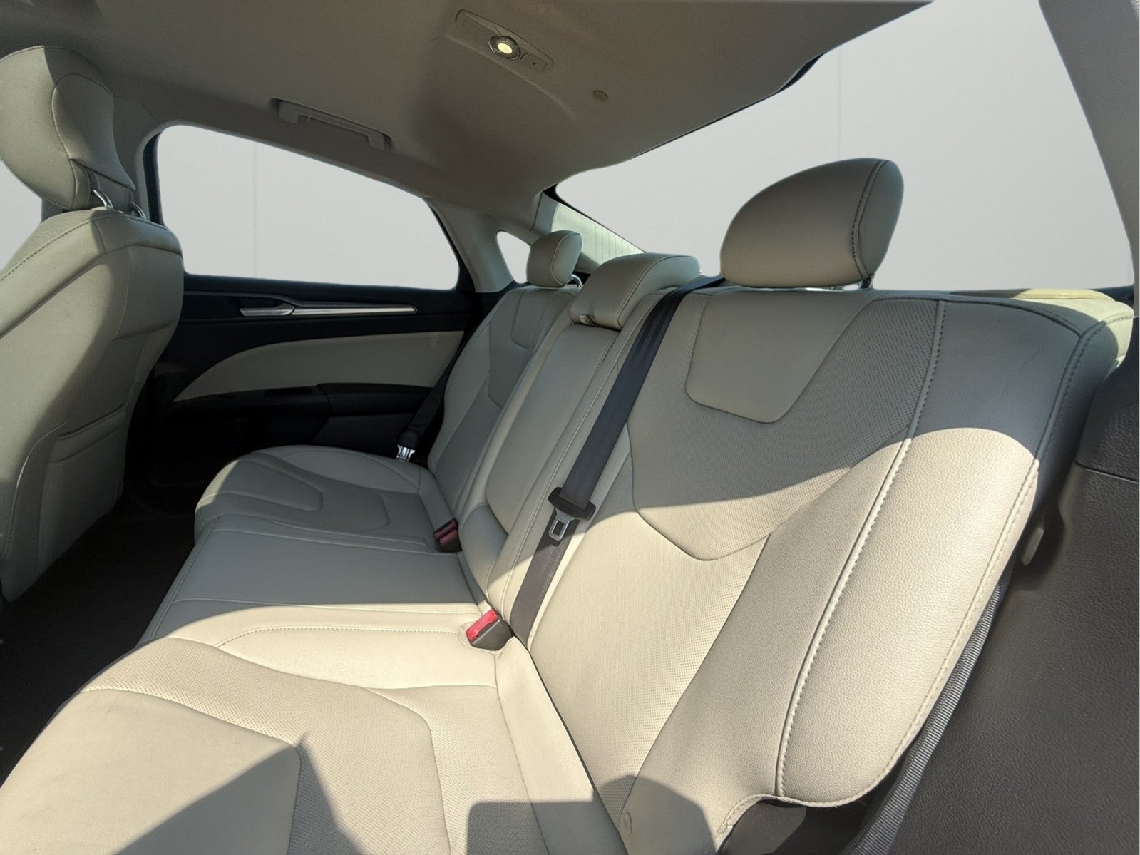 2014 Ford Fusion Titanium Hybrid