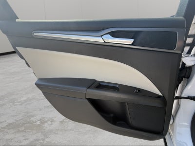 2014 Ford Fusion Titanium Hybrid