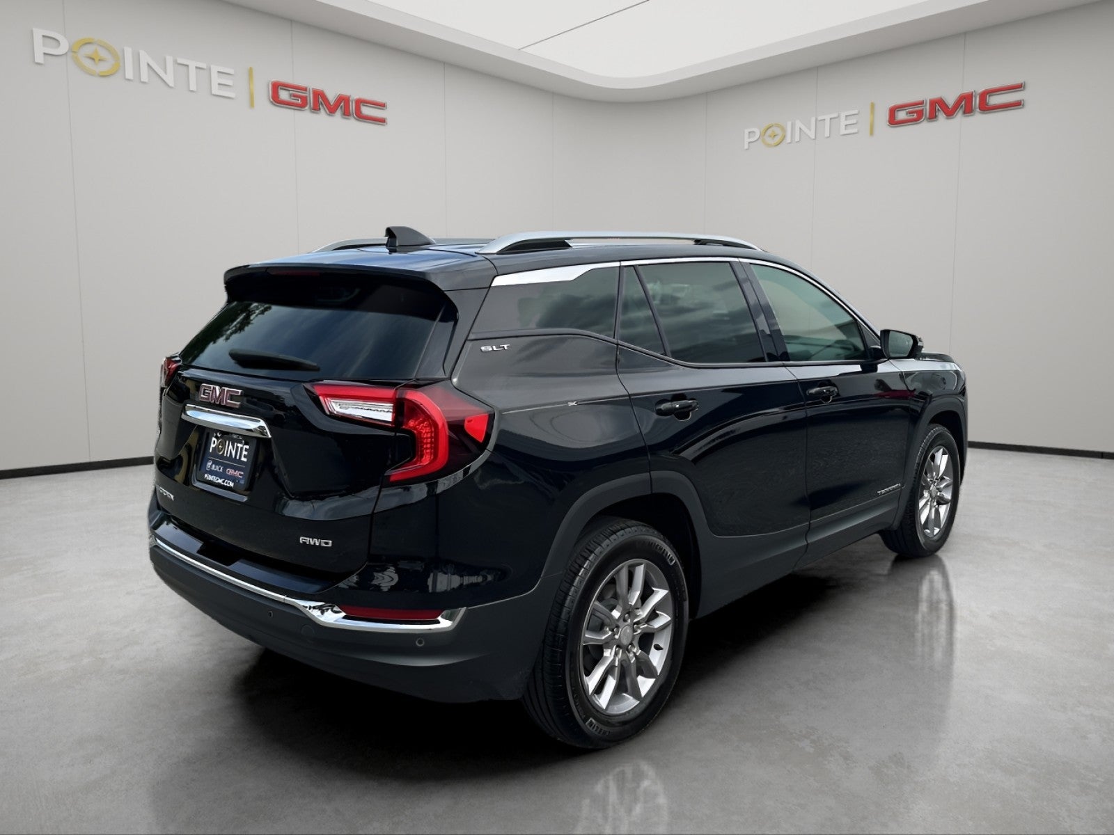 2023 GMC Terrain SLT