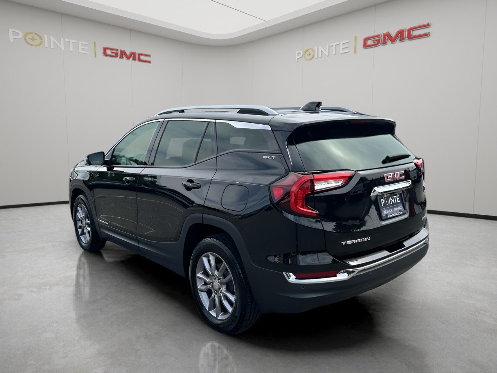 2023 GMC Terrain SLT