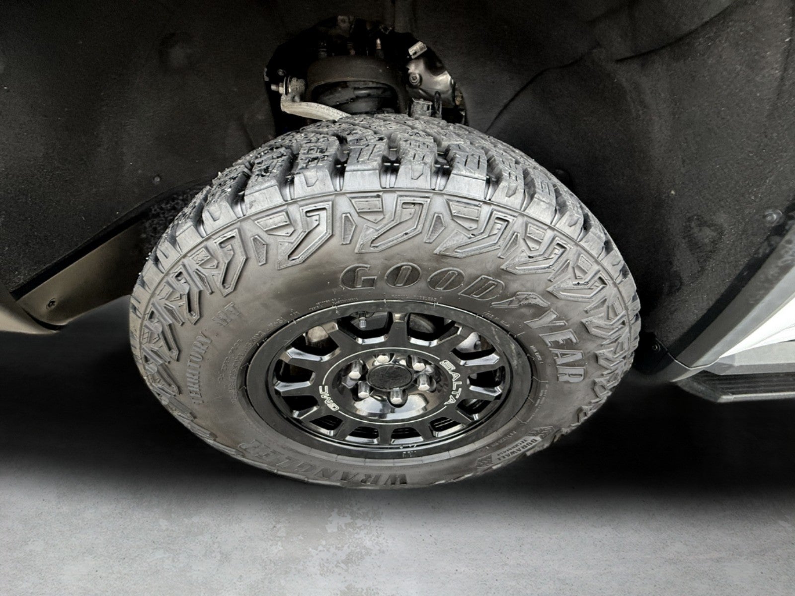 2023 GMC Sierra 1500 AT4X