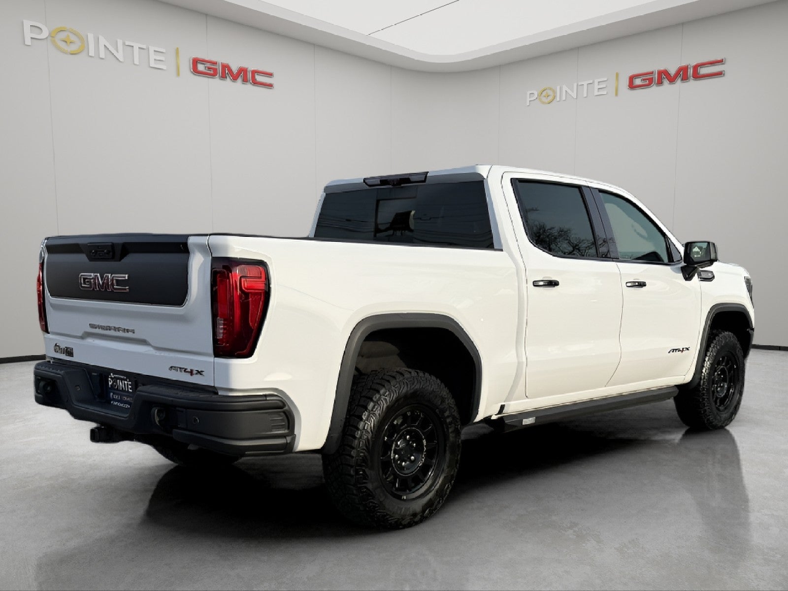 2023 GMC Sierra 1500 AT4X